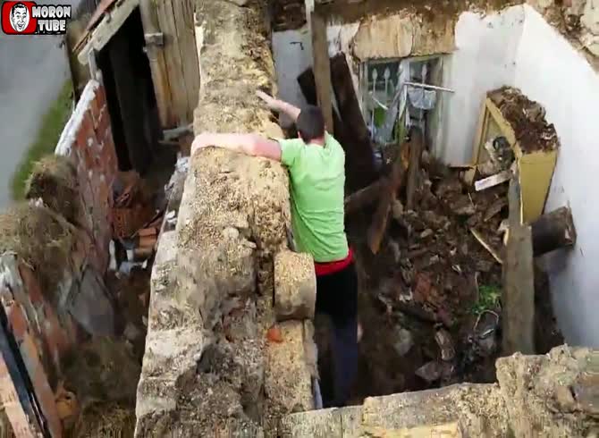 Video :minor malfunction that occurred as a floor was being demolished